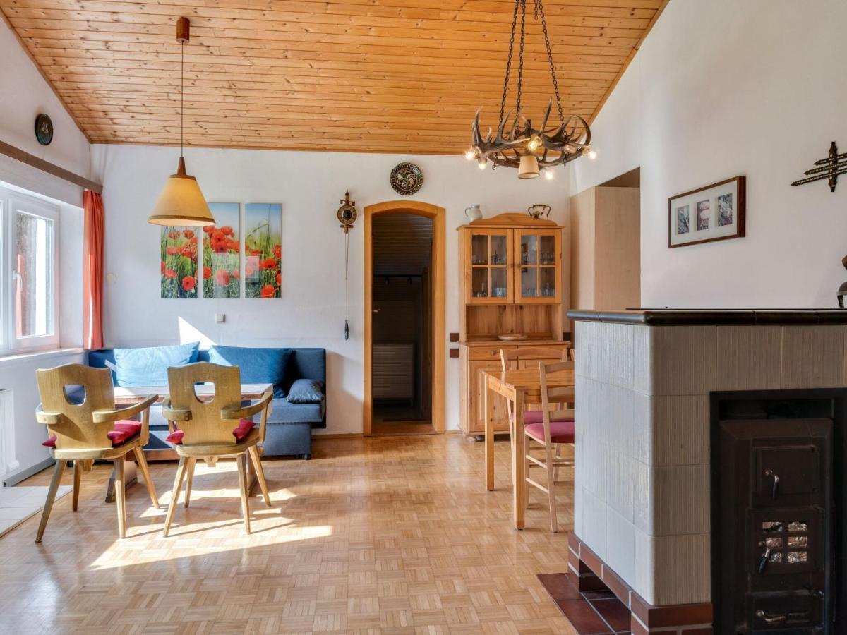 Spacious Chalet In Maishofen Near Forest Exterior photo